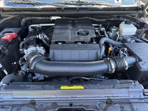 Used 2025 Nissan Frontier PRO-4X w/ Pro Premium Package AWD/4WD image 12