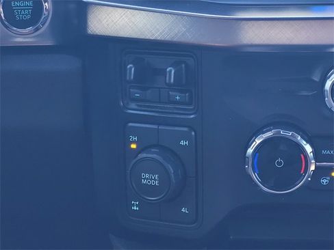 Used 2024 Ford F350 King Ranch w/ Chrome Package image 17