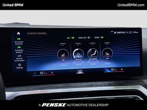 Used 2024 BMW 330i xDrive Sedan w/ Premium Package AWD/4WD image 11