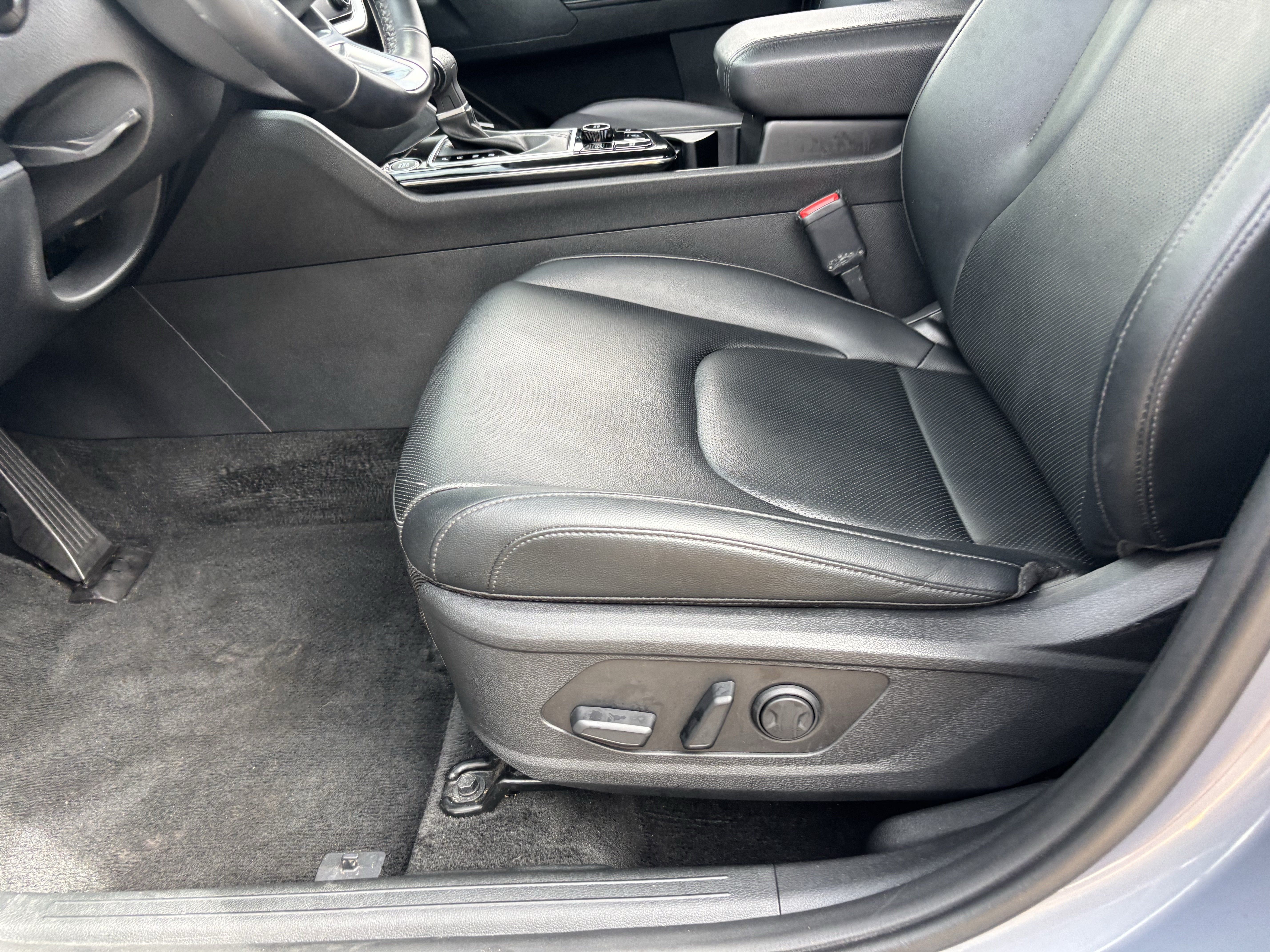 Certified 2024 Kia Sportage EX FWD image 18