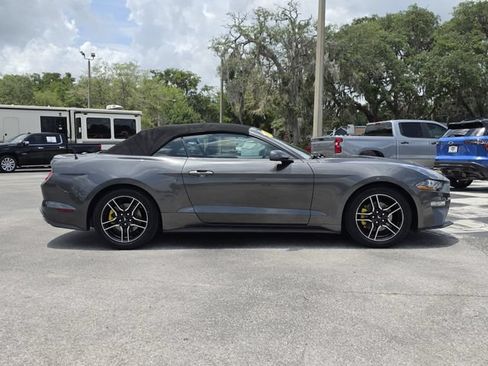 Used 2020 Ford Mustang Premium RWD image 7