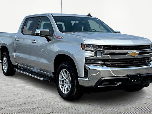 Used 2019 Chevrolet Silverado 1500 LT w/ All-Star Edition image 3