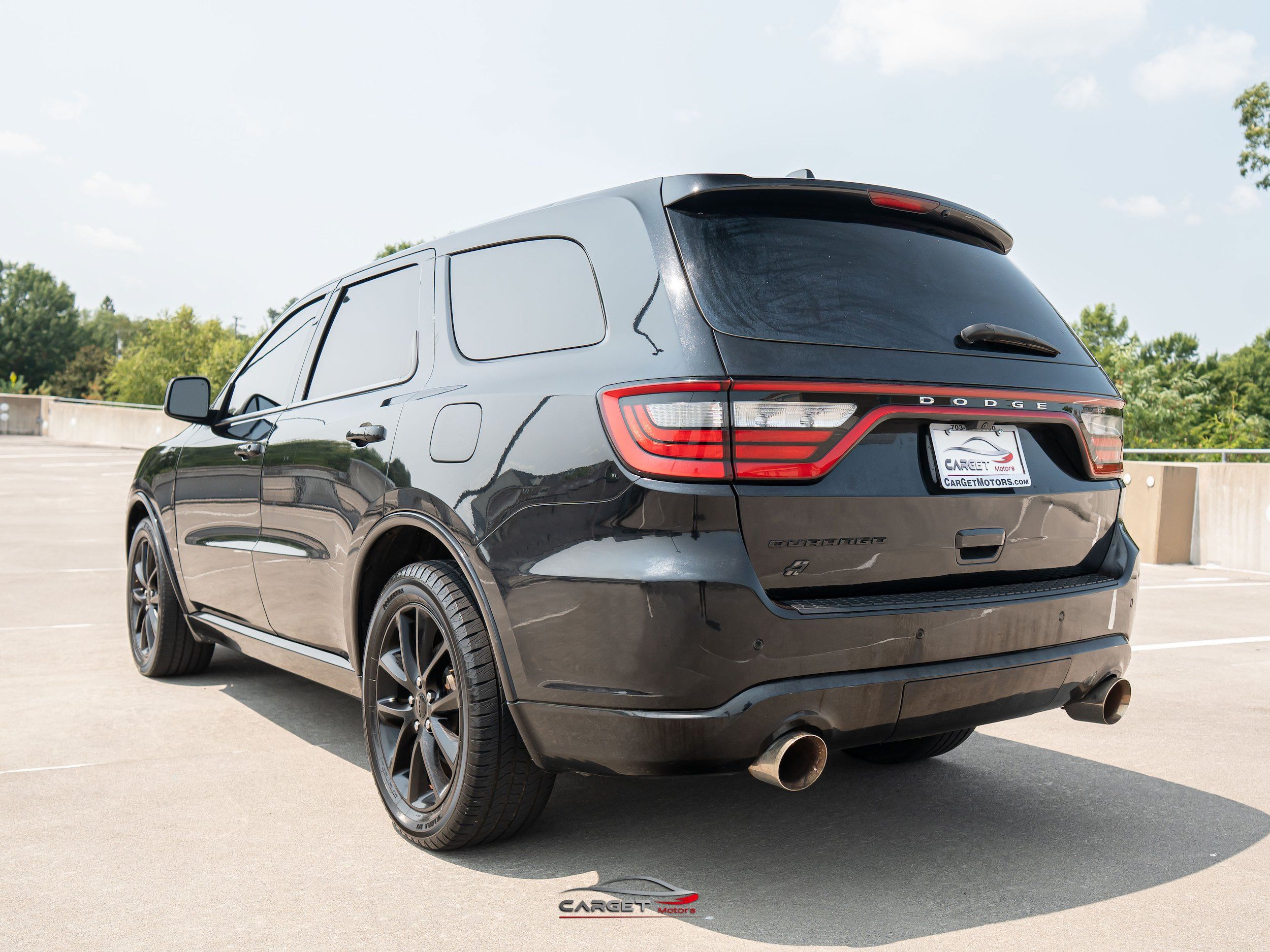 Used 2018 Dodge Durango R/T w/ Blacktop Package AWD/4WD image 5