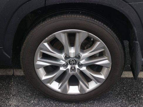 Used 2021 Toyota Highlander Limited AWD/4WD image 44