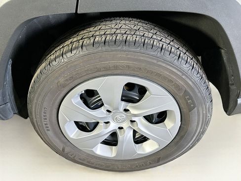 Used 2024 Toyota RAV4 LE image 11