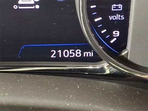 Used 2022 GMC Terrain Denali image 21