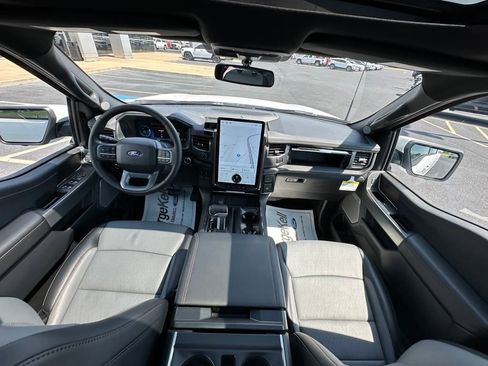 New 2025 Ford F150 Lightning Lariat w/ Max Trailer Tow Package image 5