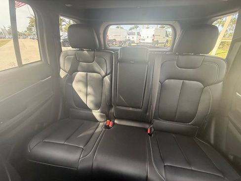 Certified 2025 Jeep Grand Cherokee Limited w/ Black Appearance Package image 26