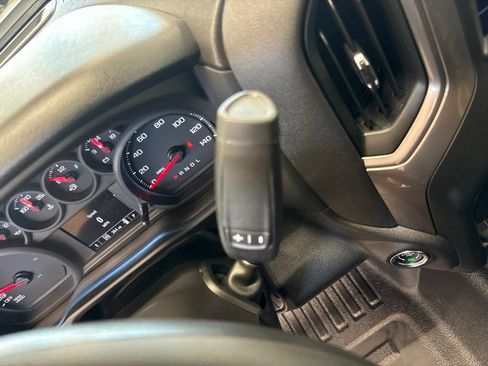 Used 2025 Chevrolet Silverado 1500 W/T w/ WT Value Package AWD/4WD image 15