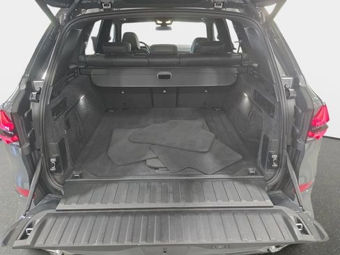 Certified 2024 BMW X5 sDrive40i w/ M Sport Package RWD image 11