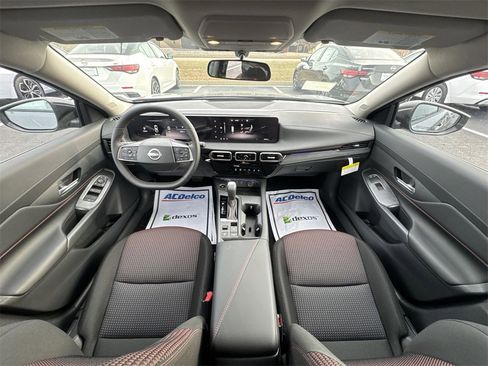 New 2026 Nissan Sentra SR w/ Floor Mat Package image 21