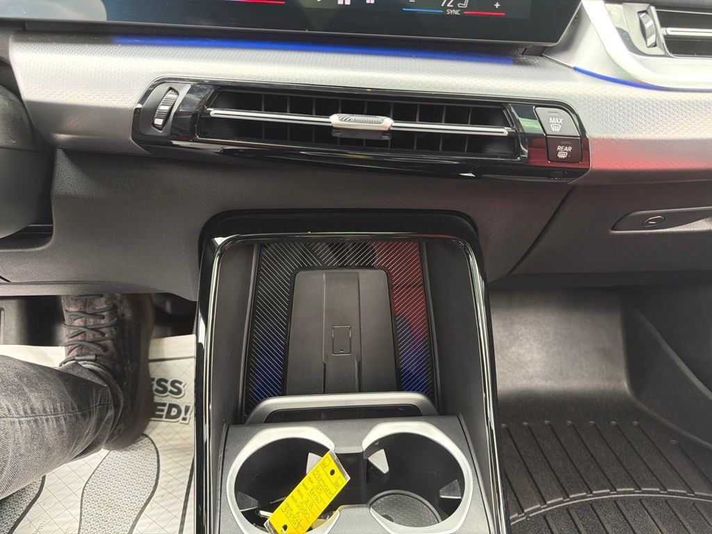 Used 2025 BMW X2 M35i w/ Premium Package AWD/4WD image 27