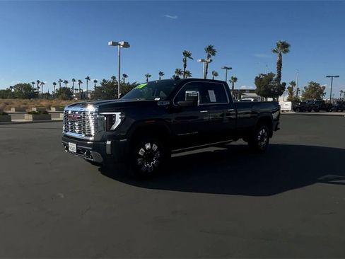 Used 2025 GMC Sierra 2500 Denali w/ Technology Package image 4