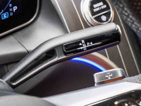 Used 2023 Mercedes-Benz GLC 300 image 19