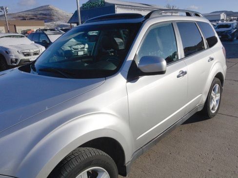 Used 2009 Subaru Forester 2.5X L.L. Bean image 6