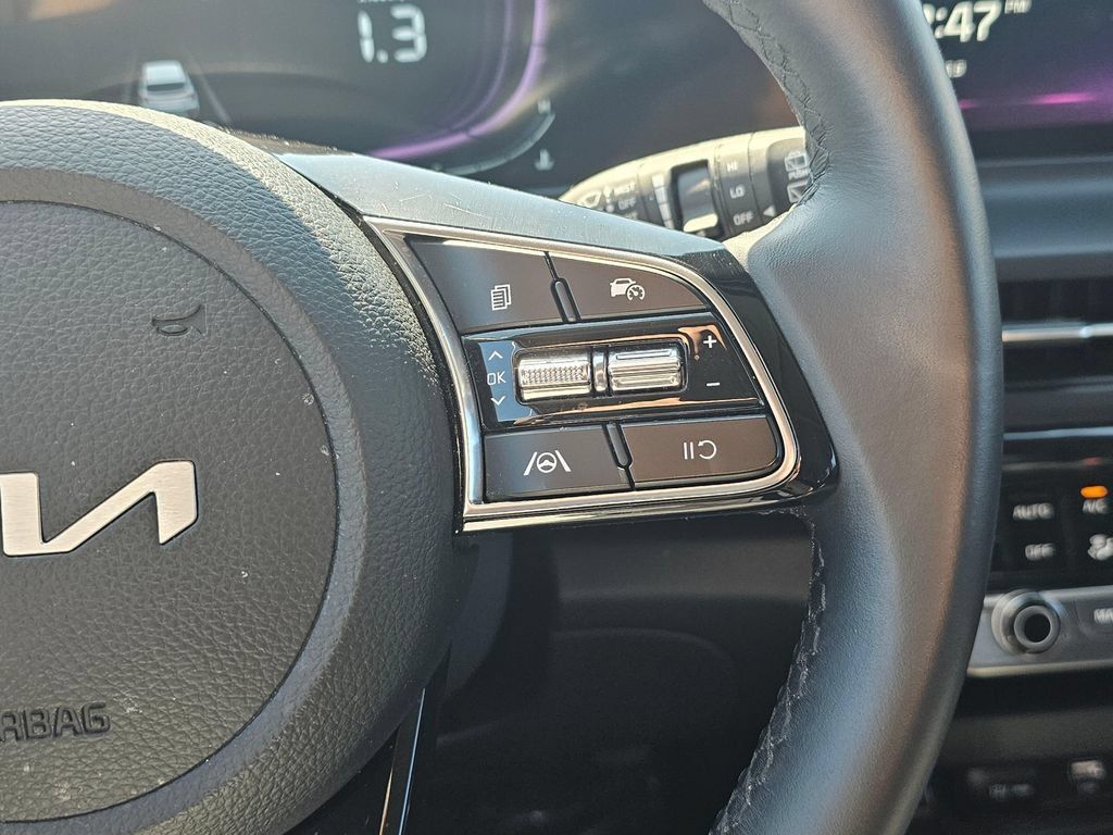 Used 2025 Kia Seltos S FWD image 26