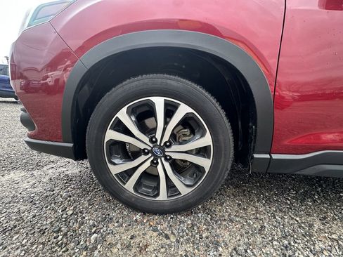 Used 2024 Subaru Forester Limited image 27