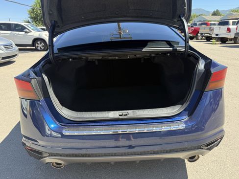 Used 2020 Nissan Altima 2.5 SR FWD image 19