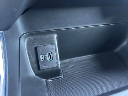 Used 2022 Ford F150 XLT w/ Equipment Group 302A High image 35