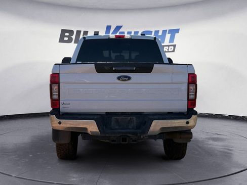 Used 2021 Ford F250 Lariat w/ Chrome Package image 4