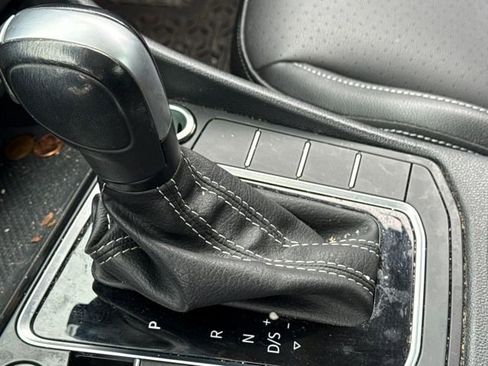 Used 2021 Volkswagen Jetta SE image 30