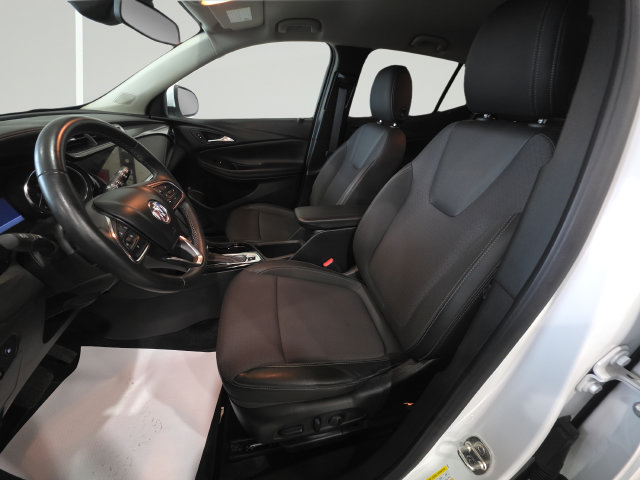 Used 2022 Buick Encore GX Preferred w/ Cold Weather Comfort Package FWD image 12