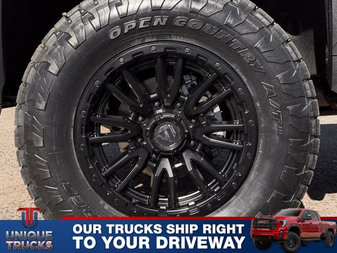 Used 2025 GMC Sierra 3500 AT4 w/ Technology Package image 11