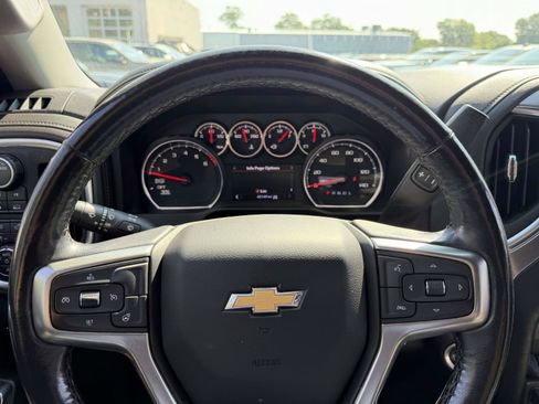 Certified 2022 Chevrolet Silverado 1500 LTZ w/ LTZ Convenience Package II AWD/4WD image 30