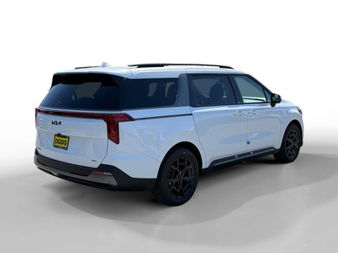 New 2026 Kia Carnival SX image 5