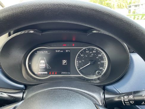 Used 2023 Nissan Versa SV image 19