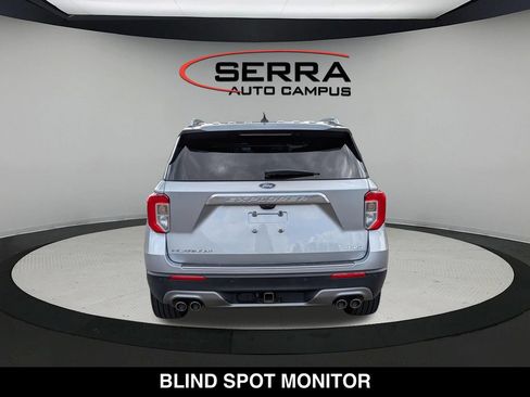 Used 2022 Ford Explorer Platinum w/ Equipment Group 601A AWD/4WD image 13