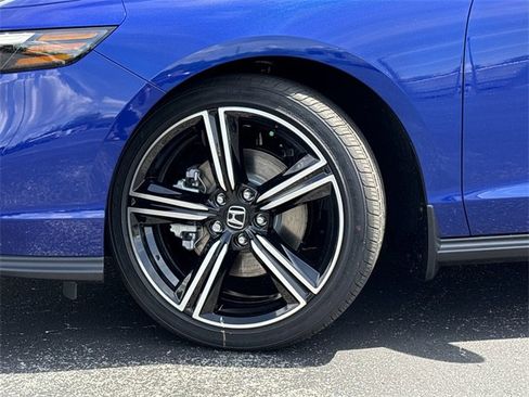New 2025 Honda Accord Sport image 36