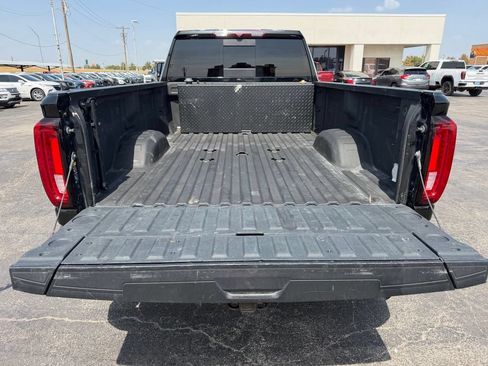 Used 2022 GMC Sierra 3500 Denali AWD/4WD image 18