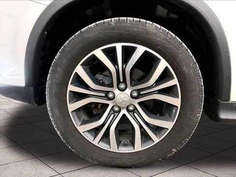 Used 2017 Mitsubishi Outlander Sport LE FWD image 8
