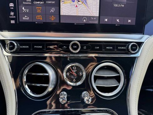 Used 2022 Bentley Continental GT image 43