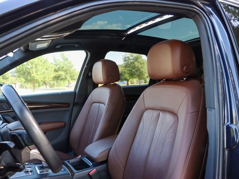 Used 2018 Audi Q5 2.0T Premium Plus w/ Premium Plus Package AWD/4WD image 15