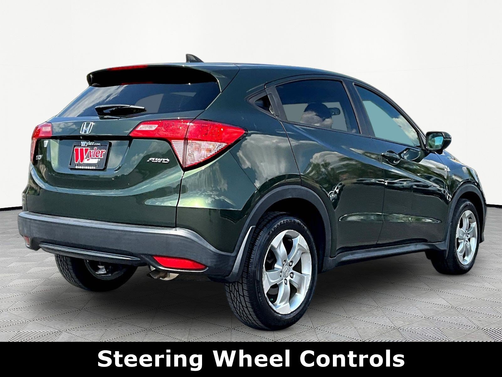 Used 2016 Honda HR-V EX image 6