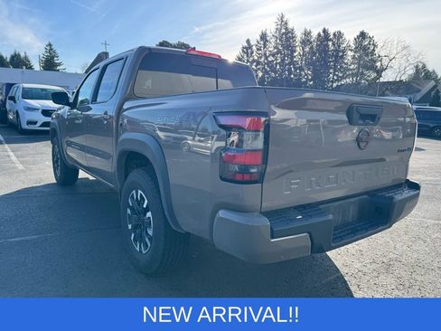 Used 2024 Nissan Frontier PRO-4X image 5