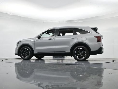 Used 2025 Kia Sorento S FWD image 41
