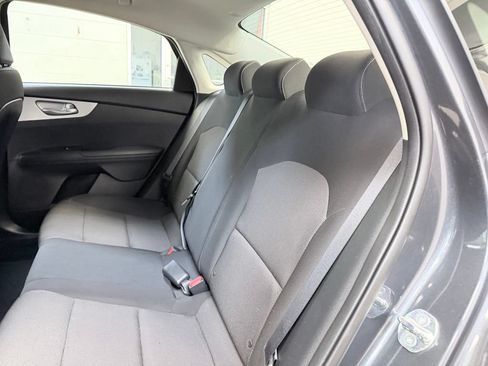Used 2024 Kia Forte LXS w/ LXS Technology Package FWD image 21