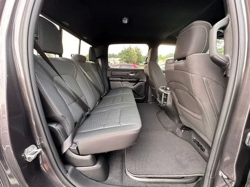 New 2026 RAM 1500 Express AWD/4WD image 30