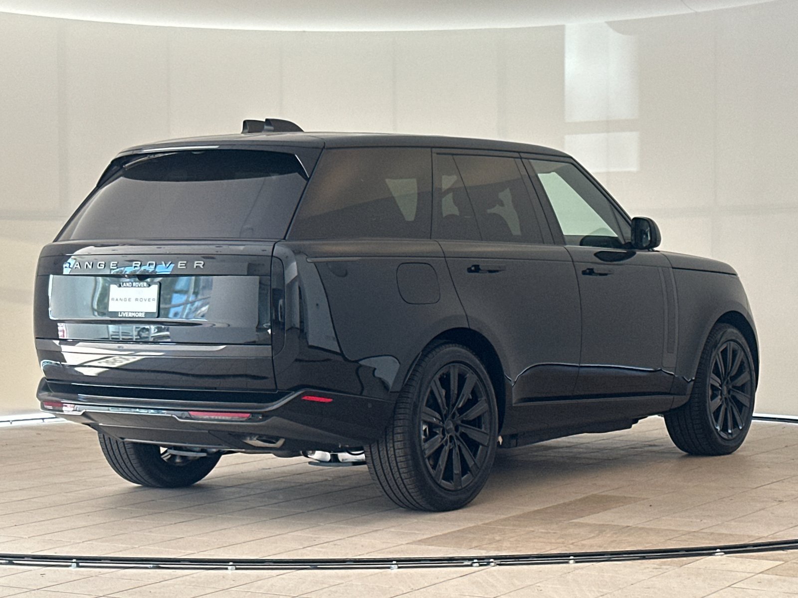 New 2026 Land Rover Range Rover SE AWD/4WD image 6