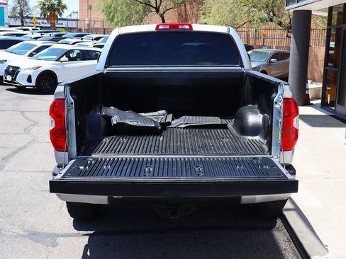 Used 2018 Toyota Tundra Limited w/ Limited Premium Package AWD/4WD image 22