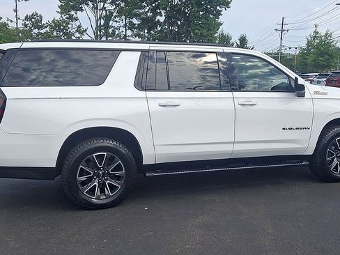 Certified 2021 Chevrolet Suburban Z71 AWD/4WD image 3