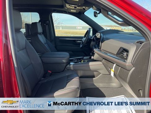 New 2026 Chevrolet Suburban RST image 21