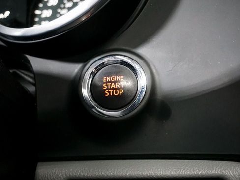 Used 2022 Toyota Sequoia Platinum AWD/4WD image 73