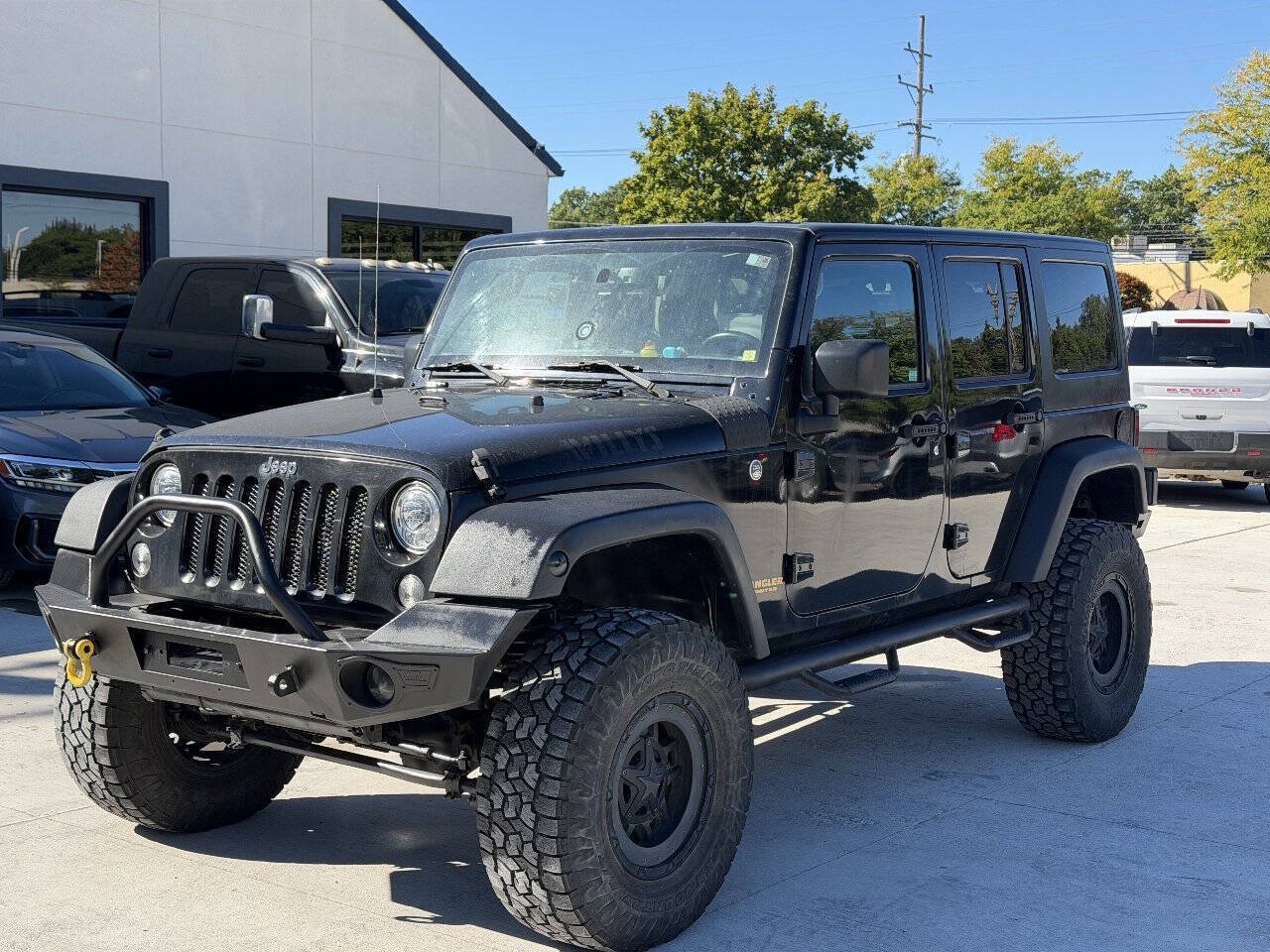 Used 2017 Jeep Wrangler Unlimited Sport w/ Quick Order Package 24S AWD/4WD image 2