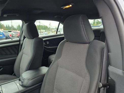 Used 2013 Ford Taurus SEL image 24