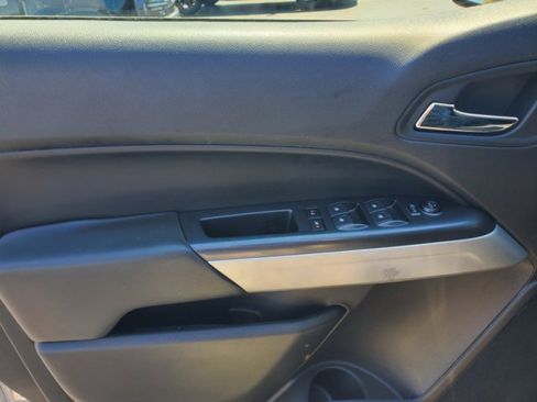 Used 2021 Chevrolet Colorado LT w/ Redline Special Edition image 13