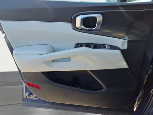 New 2026 Kia Sorento S image 12